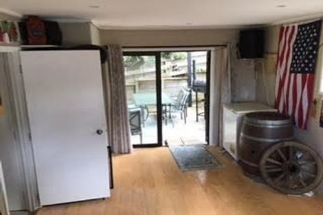 Photo of property in 2/88 Glamorgan Drive, Torbay, Auckland, 0630