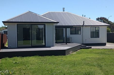 Photo of property in 3 Watson Street, Westport, 7825