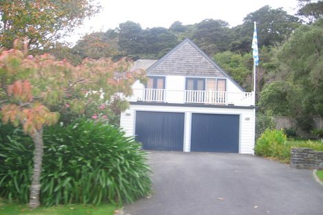 Photo of property in 24 Cheviot Road, Lowry Bay, Lower Hutt, 5013