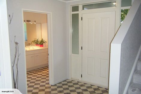 Photo of property in 6 Reynolds Road, Havelock North, 4130