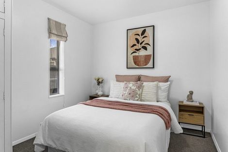 Photo of property in 5 Badger Street, Parklands, Christchurch, 8083