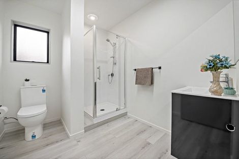 Photo of property in 2/7 Duke Street, Papakura, 2110