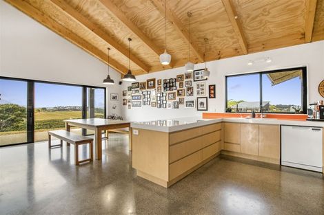 Photo of property in 24b Bethells Road, Waitakere, Auckland, 0816