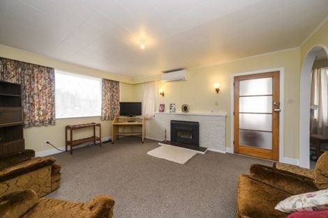 Photo of property in 24 Potaka Street, Marton, 4710