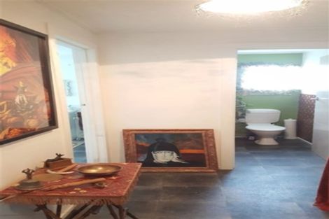 Photo of property in 15 Timaru Road, Waimate, 7924