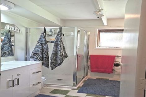 Photo of property in 2/11 Long Bay Drive, Torbay, Auckland, 0630