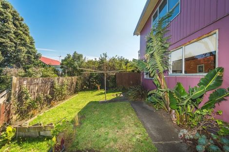 Photo of property in 75c Matai Street, Castlecliff, Whanganui, 4501