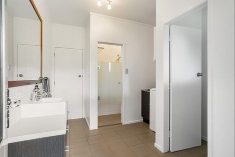 Photo of property in 10 Easdale Place, Pauanui, Hikuai, 3579