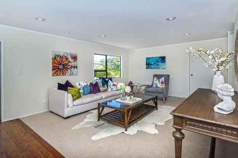 Photo of property in 2/87 Clovelly Road, Bucklands Beach, Auckland, 2012