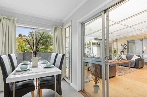 Photo of property in 38 Normanton Street, Glenfield, Auckland, 0629