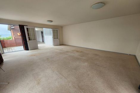 Photo of property in 33 Halladale Road, Papakowhai, Porirua, 5024