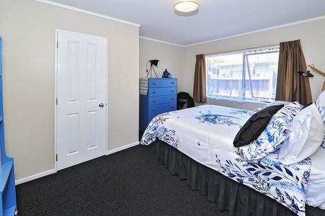 Photo of property in 3 Glenross Drive, Wattle Downs, Auckland, 2103