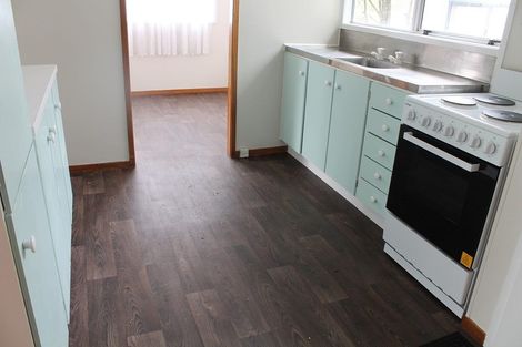 Photo of property in 30 Glennandrew Drive, Half Moon Bay, Auckland, 2012