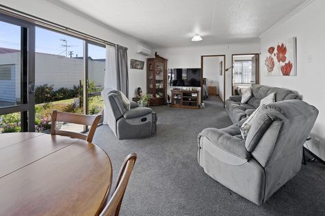 Photo of property in 20c Crombie Street, Gore, 9710