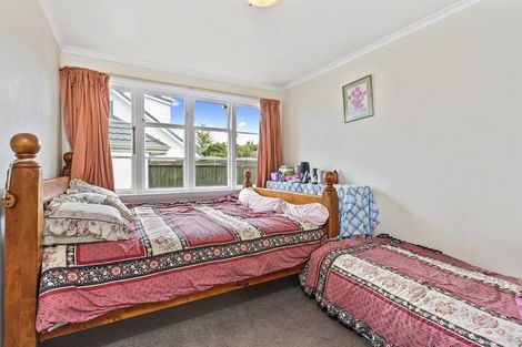 Photo of property in 1/11 Hollyford Avenue, Bryndwr, Christchurch, 8053