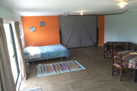 Photo of property in 1a Roretana Drive, Athenree, Waihi Beach, 3177