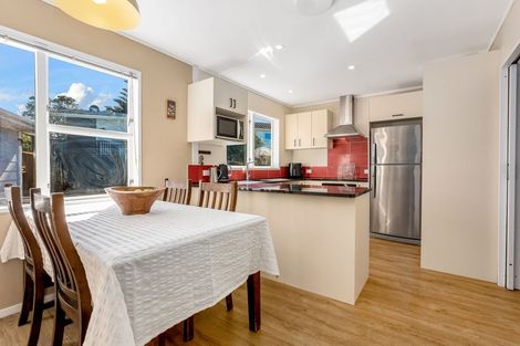 Photo of property in 28 Sea Vista Drive, Pukerua Bay, Porirua, 5026