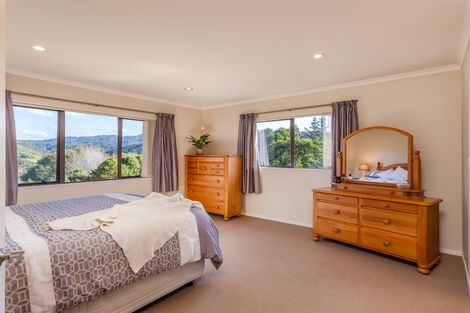 Photo of property in 50 Landing Road, Titirangi, Auckland, 0604