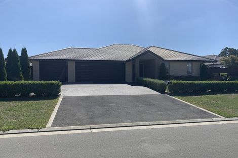 Photo of property in 16 Rossall Crescent, Rolleston, 7615