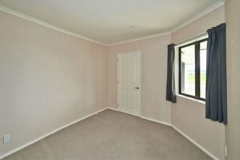 Photo of property in 157 Pacific Drive, Fitzherbert, Palmerston North, 4410