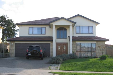 Photo of property in 75 Medallion Drive, Oteha, Auckland, 0632