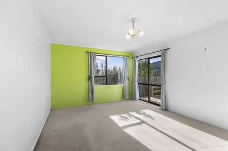 Photo of property in 29a Cecil Road, Tawa, Wellington, 5028