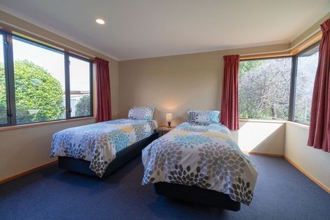 Photo of property in 10 Mcgregor Court, Te Anau, 9600
