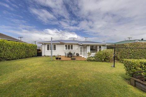 Photo of property in 9 Trafalgar Street, Westown, New Plymouth, 4310