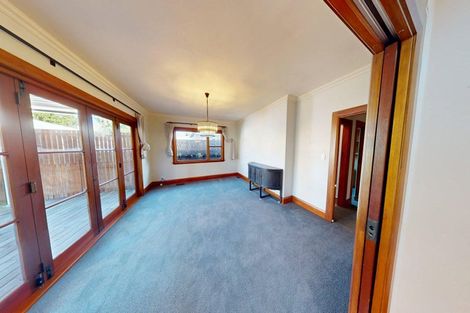 Photo of property in 10 Saint Johns Avenue, Palmerston North, 4414