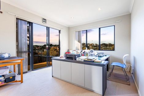 Photo of property in 5b Cartmel Avenue, Massey, Auckland, 0614