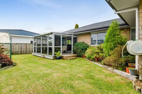 Photo of property in 62 Cutfield Street, Inglewood, 4330