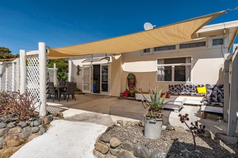 Photo of property in 31 Muapoko Street, Himatangi Beach, Foxton, 4891