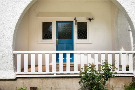 Photo of property in 903 Caroline Road, Mayfair, Hastings, 4122