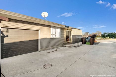 Photo of property in 2/90 Queenspark Drive, Parklands, Christchurch, 8083