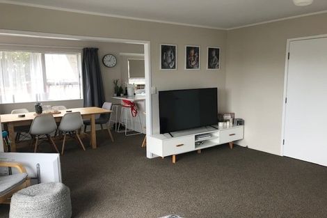 Photo of property in 1/21 Jillteresa Crescent, Half Moon Bay, Auckland, 2012