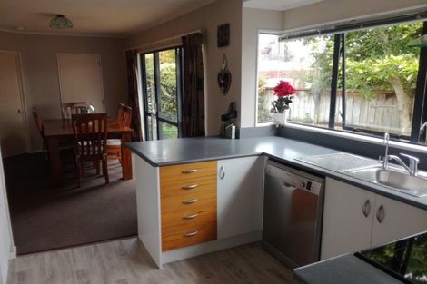 Photo of property in 17 Moreland Avenue, Pukete, Hamilton, 3200