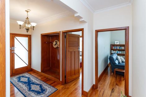 Photo of property in 8 Hunia Street, Marton, 4710