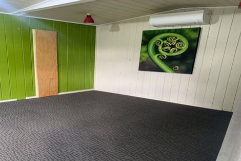 Photo of property in 1665 Matapouri Road, Matapouri, Whangarei, 0173