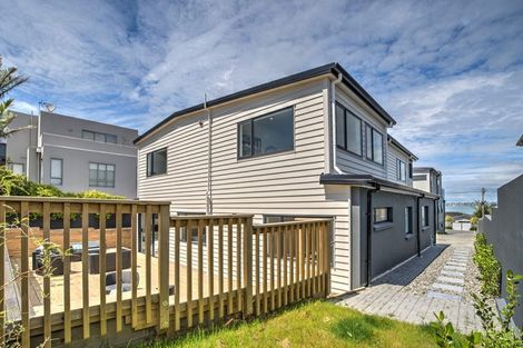 Photo of property in 3b Pine Ridge Terrace, Waikanae Beach, Waikanae, 5036