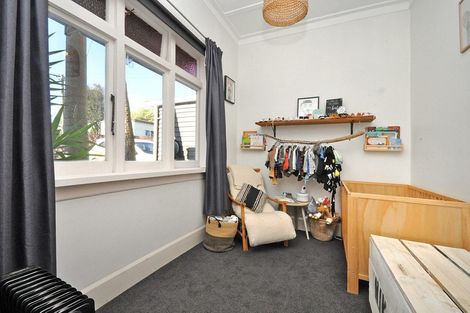 Photo of property in 47 View Road, Henderson, Auckland, 0612
