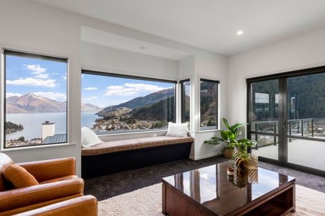 Photo of property in 56a Belfast Terrace, Queenstown, 9300