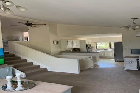 Photo of property in 28 Lakeside Drive, Pahurehure, Papakura, 2113