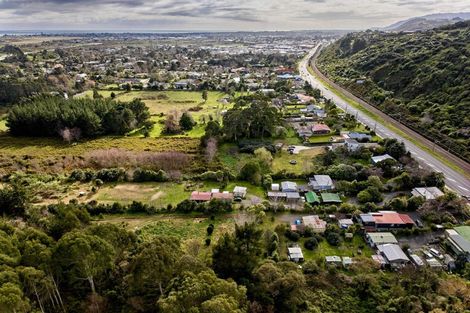 Photo of property in 192 Main Road South, Raumati South, Paraparaumu, 5032