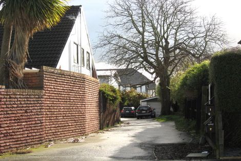 Photo of property in 2/23 Holly Road, St Albans, Christchurch, 8014