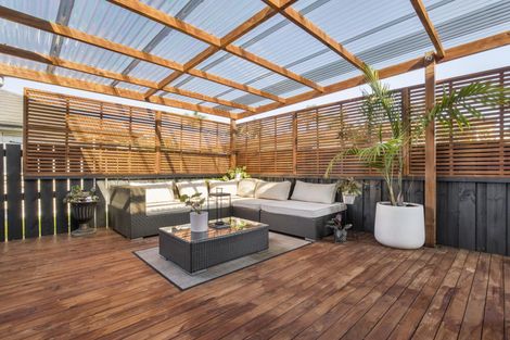 Photo of property in 96 Harris Street, Pukekohe, 2120