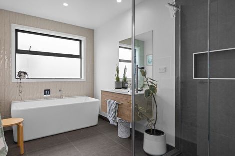 Photo of property in 1b Fairburn Place, Leamington, Cambridge, 3432