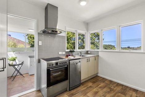 Photo of property in 6/40 Lake Road, Narrow Neck, Auckland, 0624