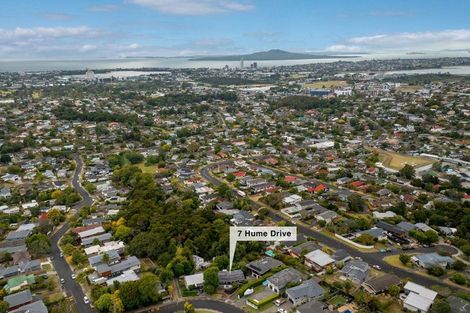 Photo of property in 7 Hume Drive, Hillcrest, Auckland, 0627