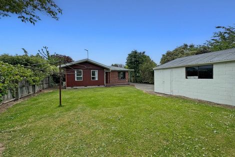 Photo of property in 16 Manor Place, Bryndwr, Christchurch, 8053