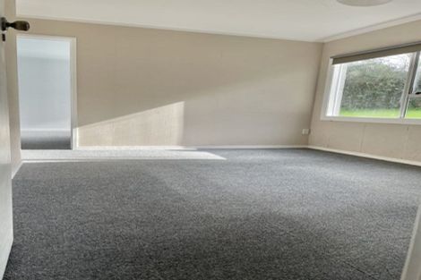 Photo of property in 787 East Coast Road, Northcross, Auckland, 0630